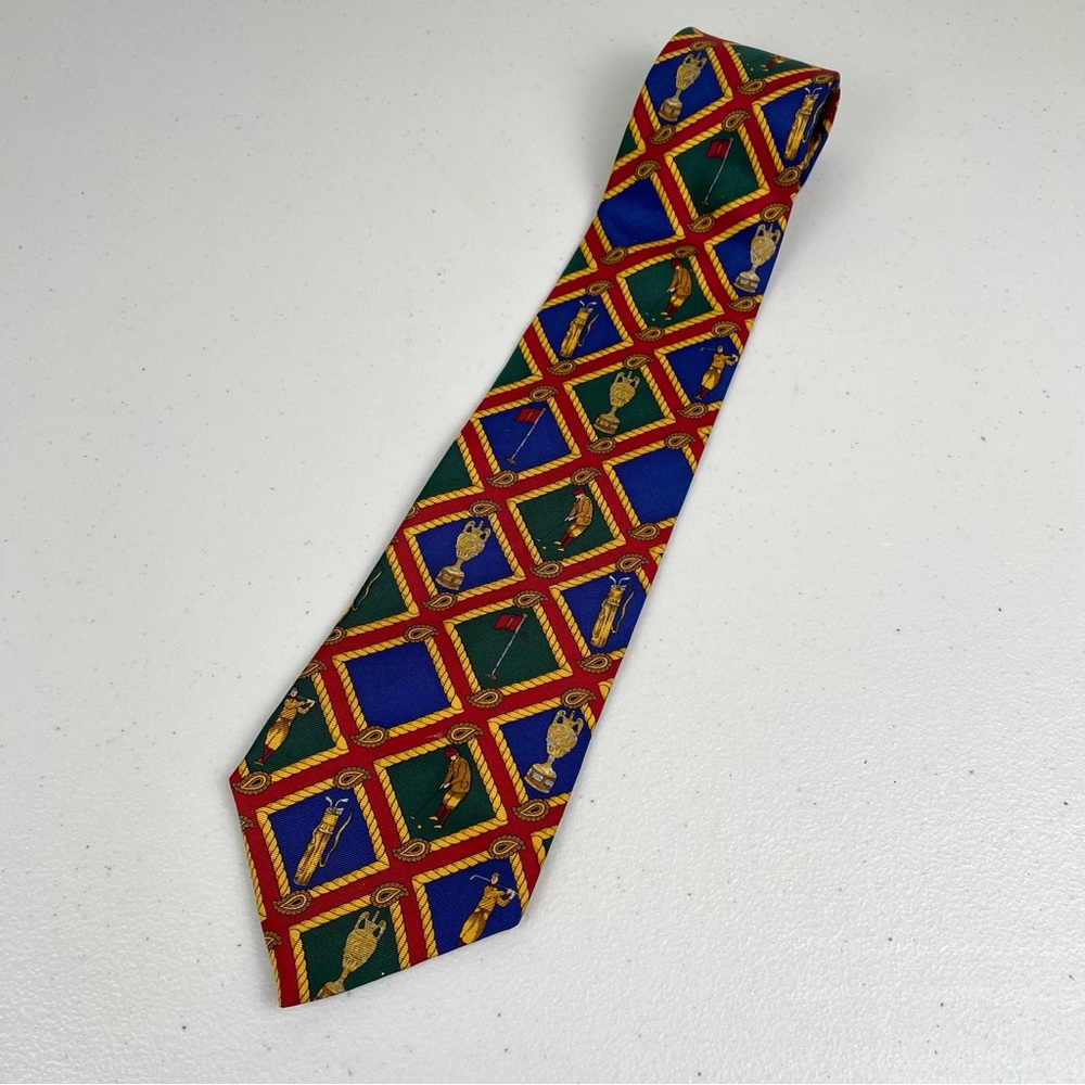 Tommy Hilfiger Silk Golf Tie Red Blue Green Trophy Golfer 4” Wide 56” Long